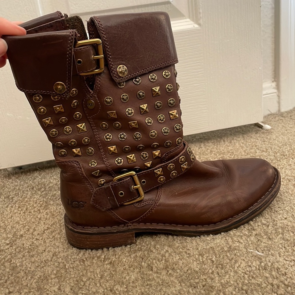 Women’s UGG boots